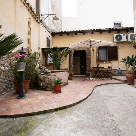 Casa Giorgia Villa เอากุสตา ภายนอก รูปภาพ